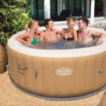 Spas económicos. Hidromasaje en pareja